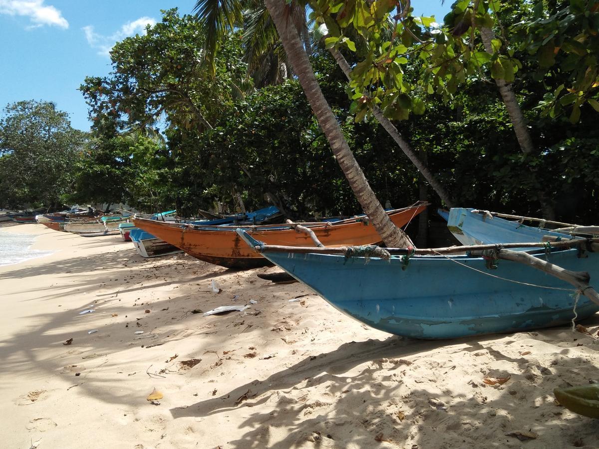 Parei Beach Inn Tangalle Exterior photo