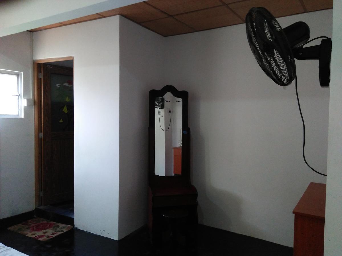 Parei Beach Inn Tangalle Exterior photo